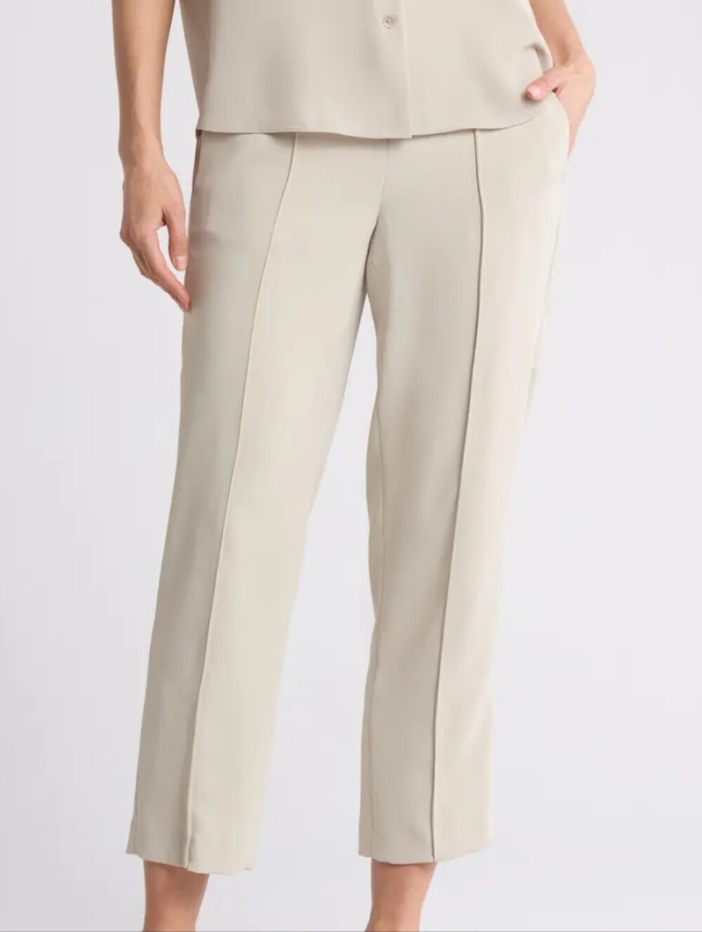 Vince NWT Mid-Rise Pull On Tapered Pants In Oyster